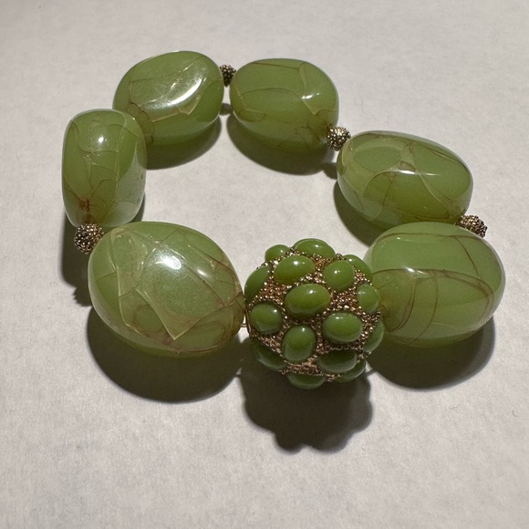 Beautiful Bracelet, Fashion Jewelry, (PLEASE SEND OFFERS) - Picture 4 of 5